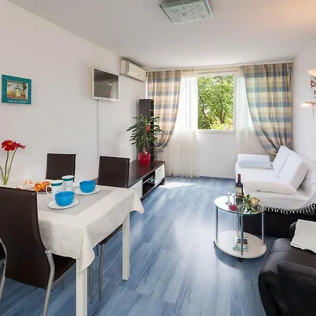 Apartment Dragica Split